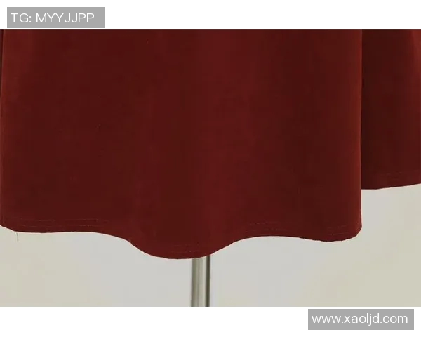 足球明星亲自设计的圆毯子展现独特风格与个性魅力